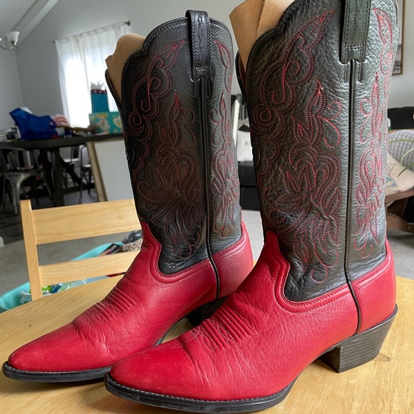 EUC Ariat pointed toe boots, size 8 1/2 - Picture 3 of 6